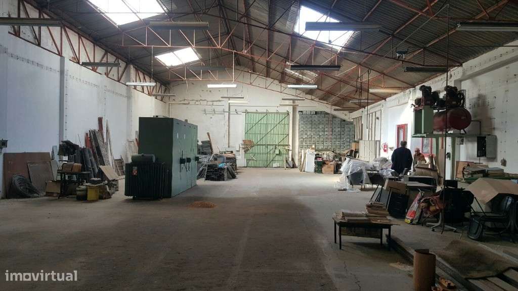 Armazém para venda em Odivelas - Grande imagem: 3/7