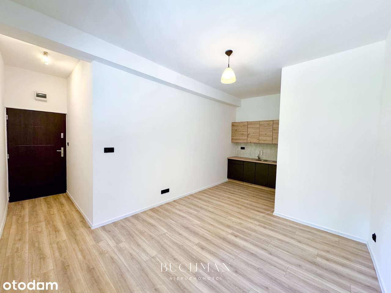 Wykończony lokal z nowa kuchnia oraz łazienka FILM-10