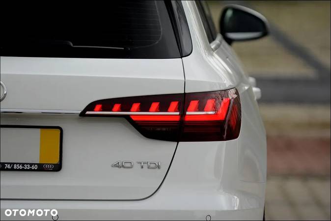 Audi A4 Avant 40 TDI S tronic S line - 38