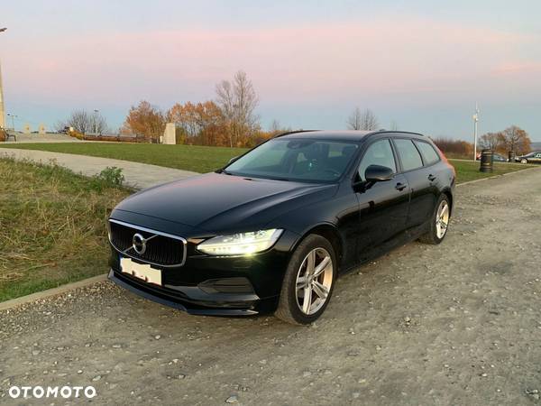 Volvo V90 D3 Momentum - 1