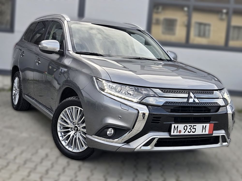 Mitsubishi Outlander 2021