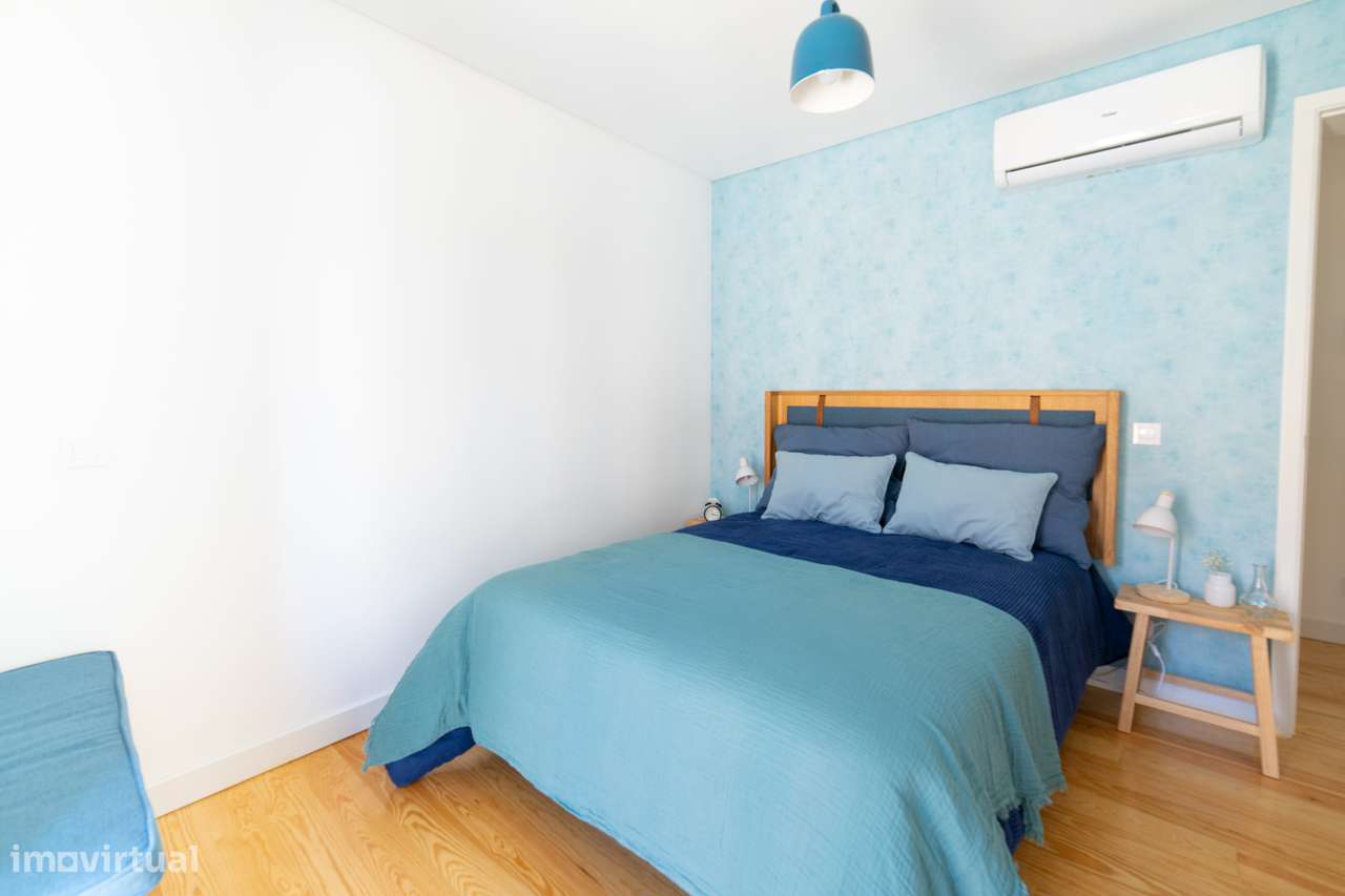 Apartamento T2 à venda no Largo Conde-Barão-5