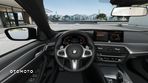 BMW Seria 5 520d xDrive mHEV M Sport sport - 12