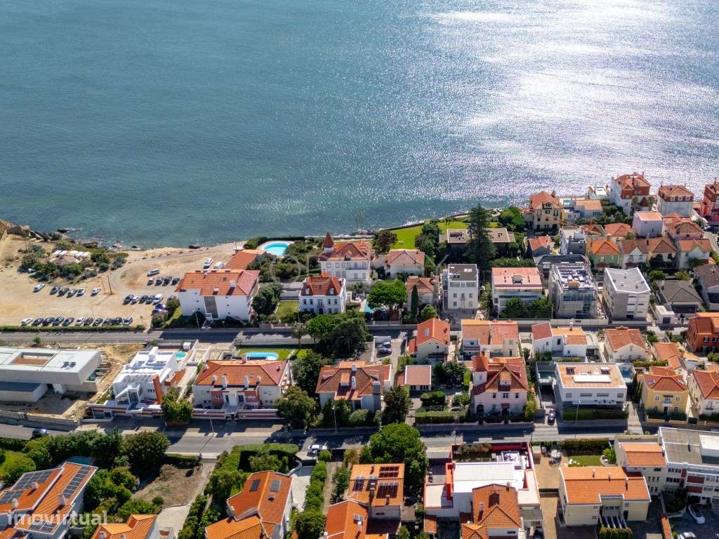 Chalet Costeiro Histórico com 4 Quartos no Estoril - Grande imagem: 2/60
