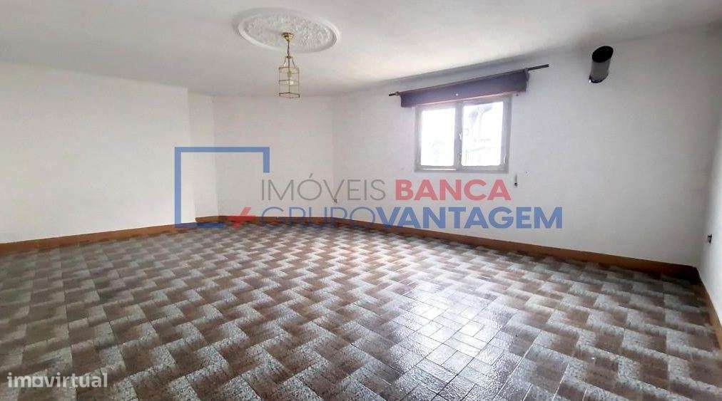 MORADIA T3 - VILA FLOR  - CENTRO HISTORICO - Grande imagem: 5/12