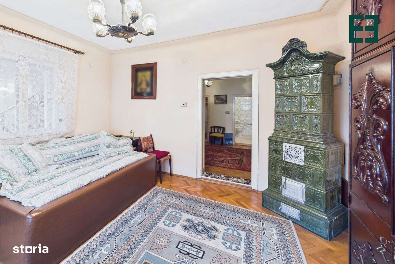 Casă cu 10 camere și 1437 mp teren în Ineu - Arad-14