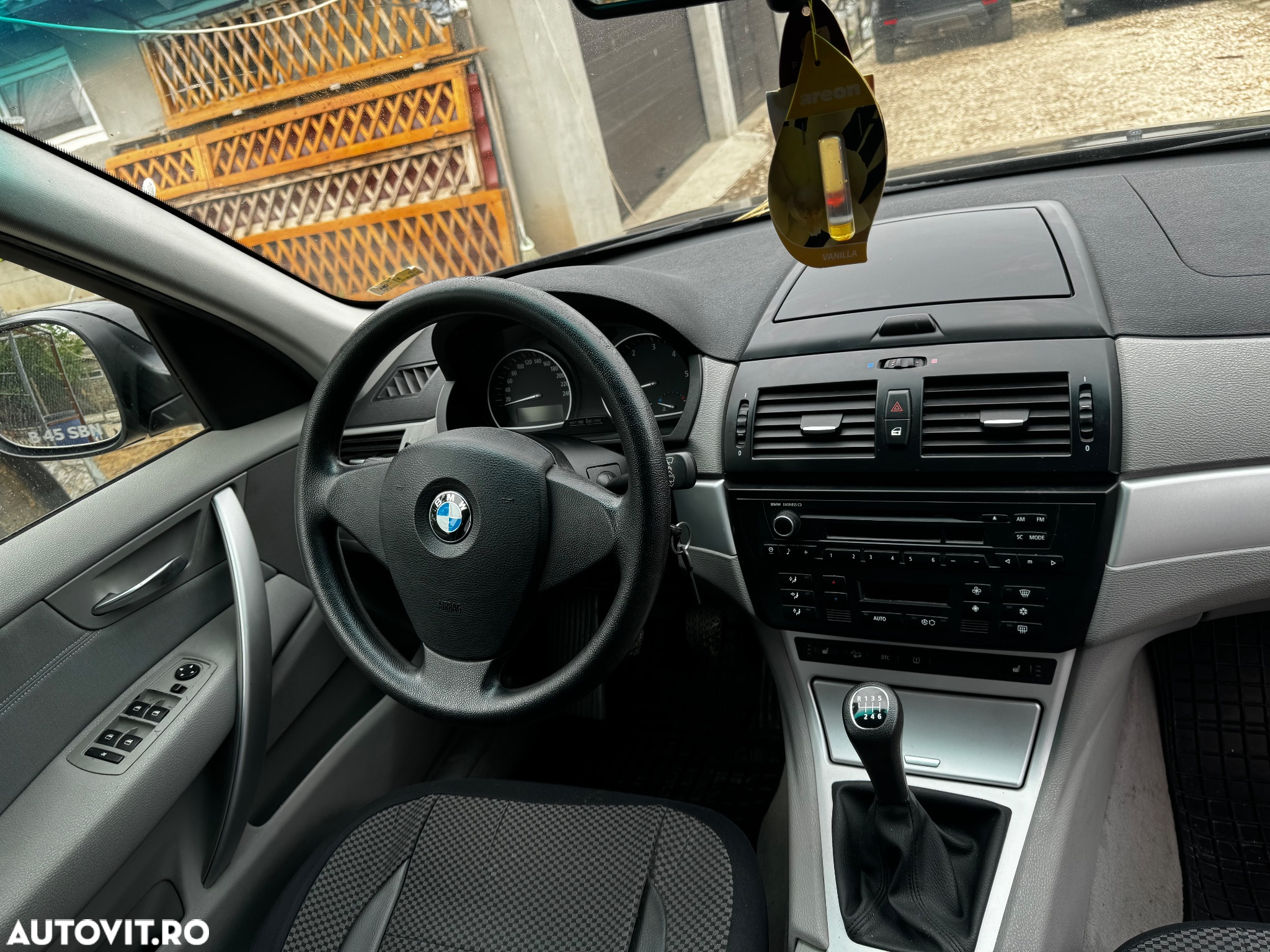 BMW X3 2.0d - 8