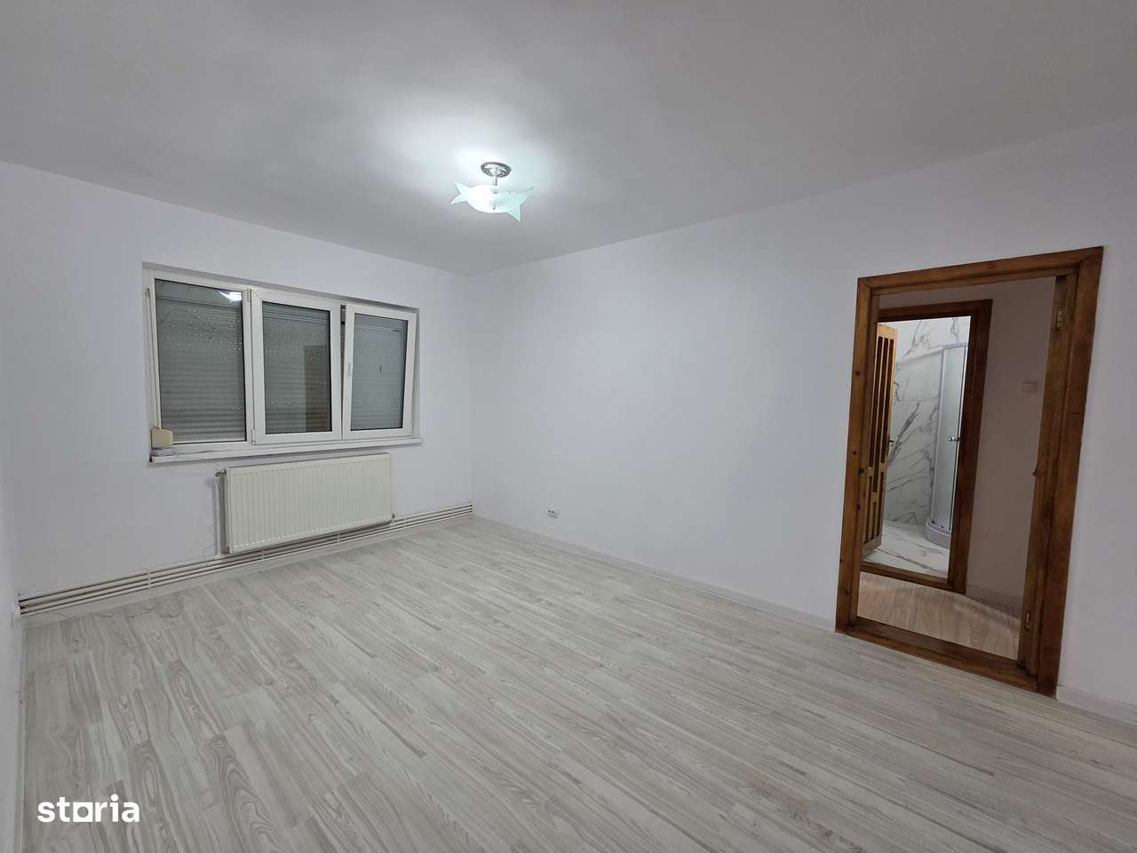 Apartament 2 camere imbunatatit parter zona Scoala Generala 2 - Adjud-6