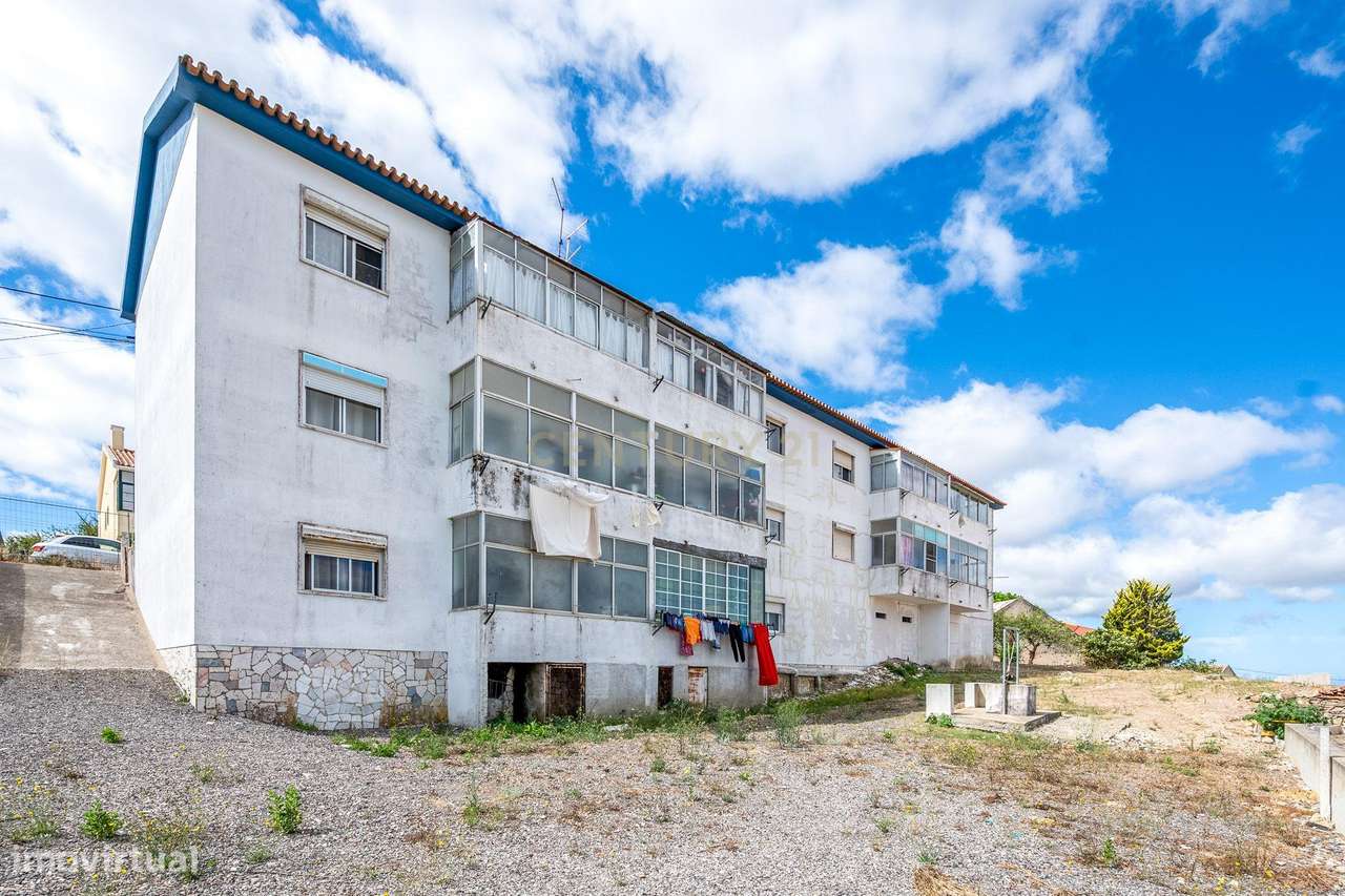 Prédio com 2 Apartamentos - Sabugo (Almargem do Bispo)-4
