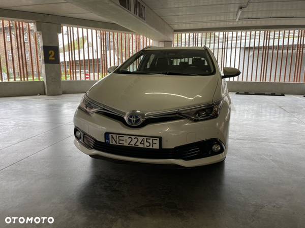 Toyota Auris 1.8 HSD Prestige - 2