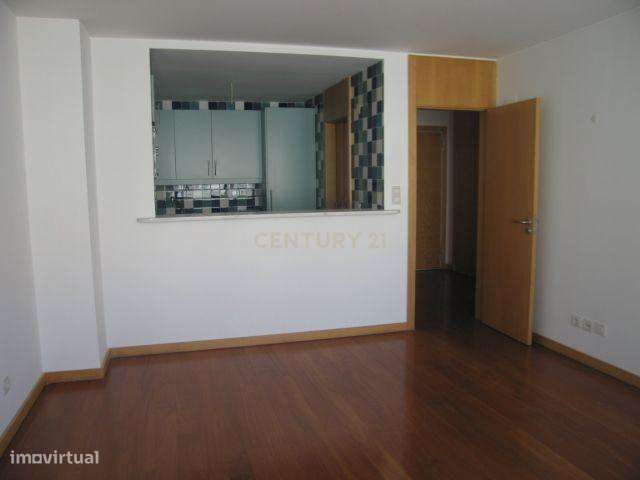Apartamento T1 junto ao Parque das Conchas-6