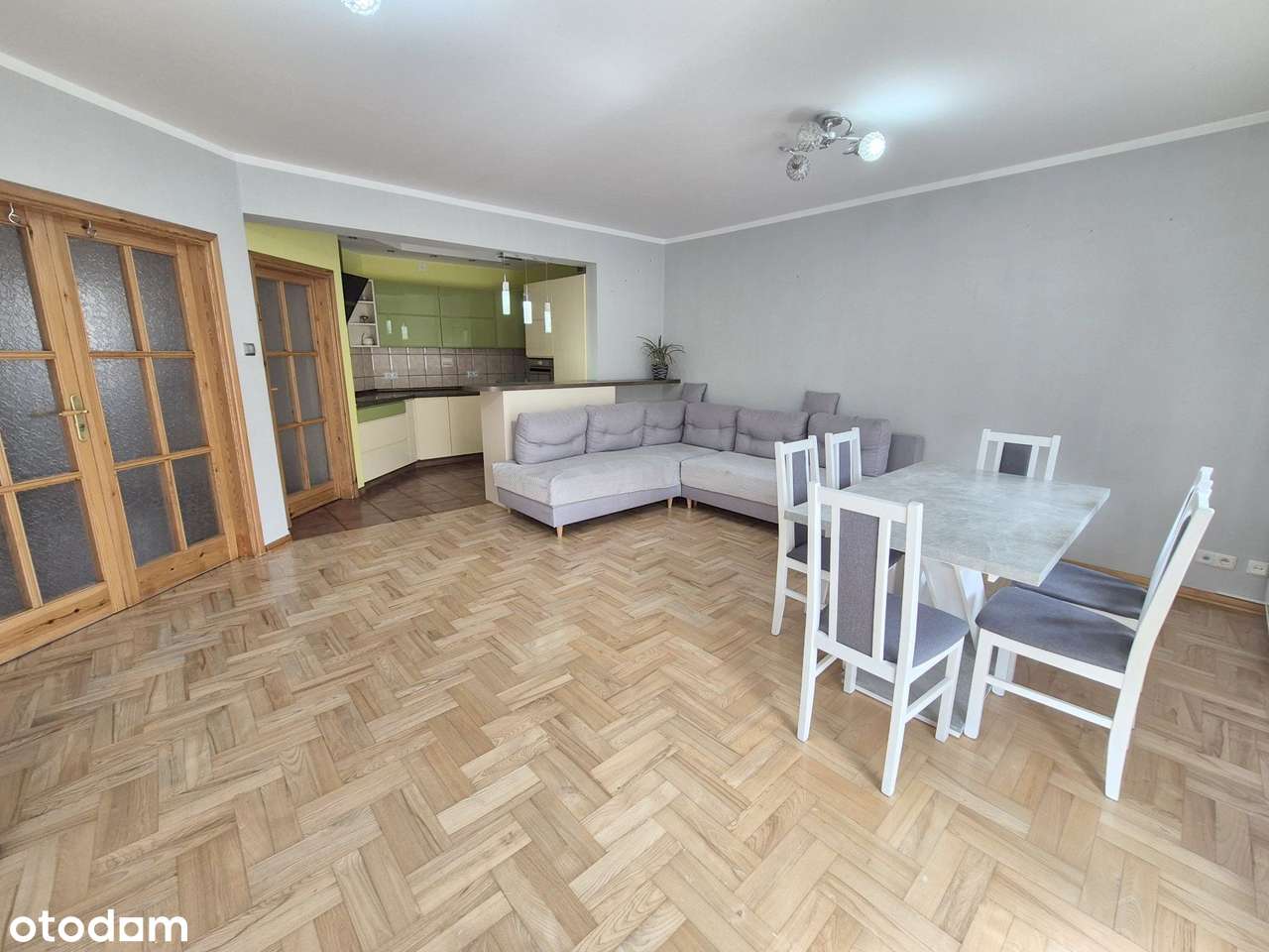 3 pokojowe mieszkanie/pow. 75 m2/ II-piętro/ klimatyzacja, oc miejskie-9