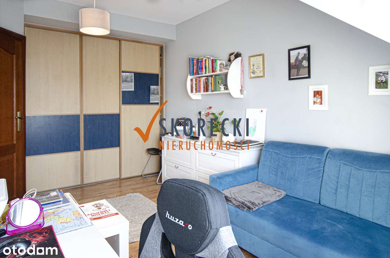 Przestronny Dom z Garażem i Tarasem na Os. Bajkowym-13