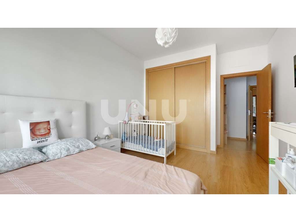 Apartamento T3 no Condomínio Quinta da Cascata, em Vila Franca de X...-8
