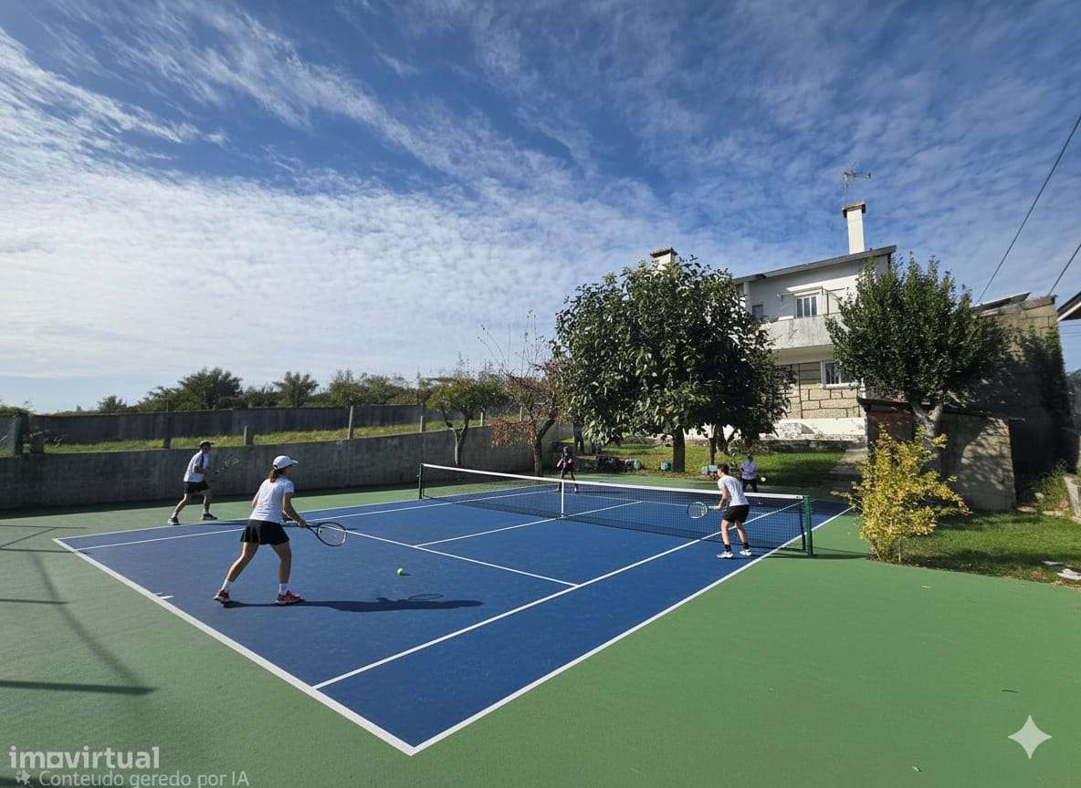 Moradia T4 com Jardim e Garagem em Lourosa-30