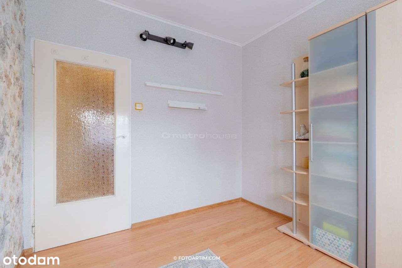 Przestronne, słoneczne mieszkanie pośród zieleni-9