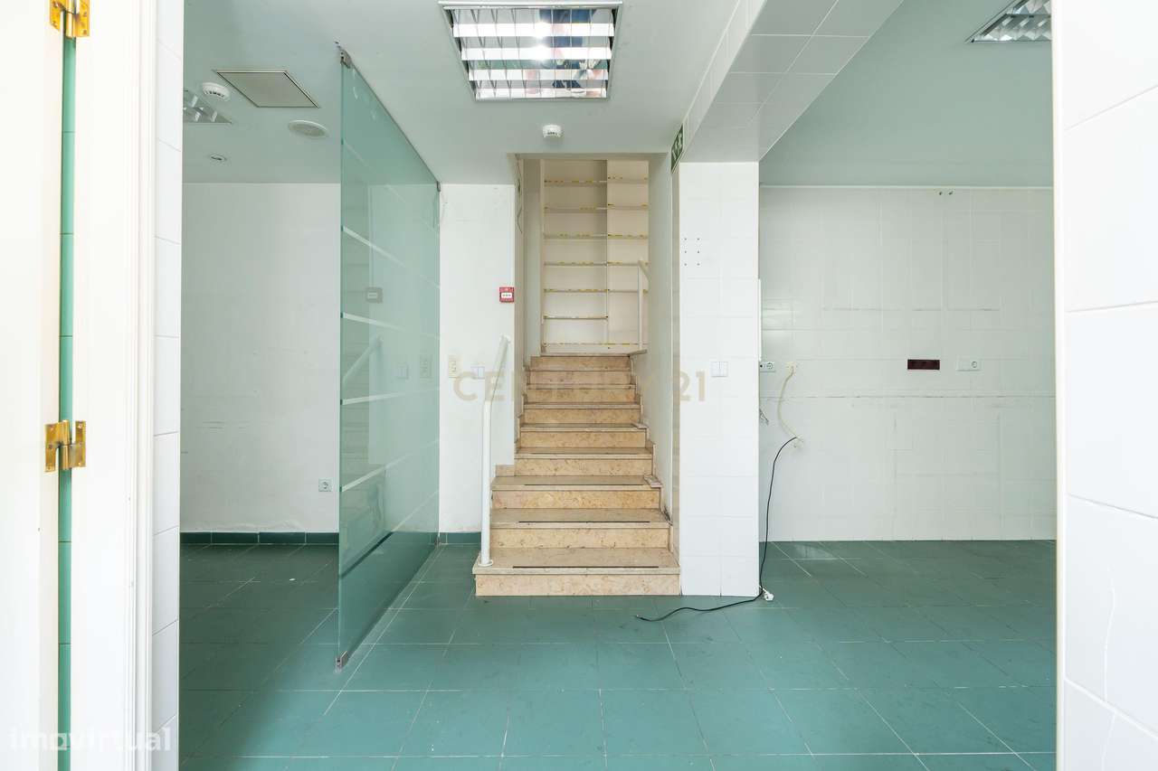 Loja para Arrendamento em Lisboa na Avenida João XXI - Grande imagem: 5/14