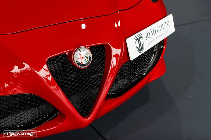 Alfa Romeo 4C 1750 TBi - 7