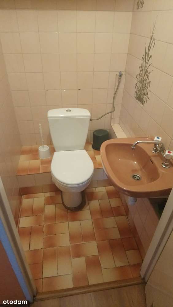 Cztery pokoje, niska zabudowa, os. N, fajna lokalizacja.-5