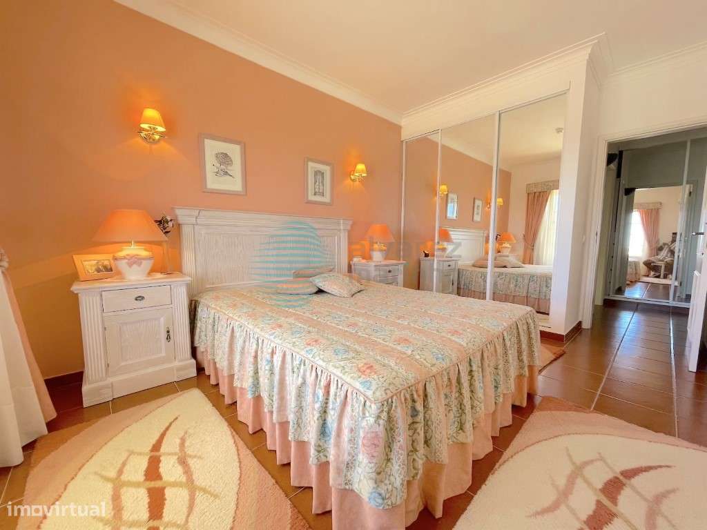 Penthouse 4 assoalhadas com uma área de 232m2, terraço 107m2, Vau, ...-43