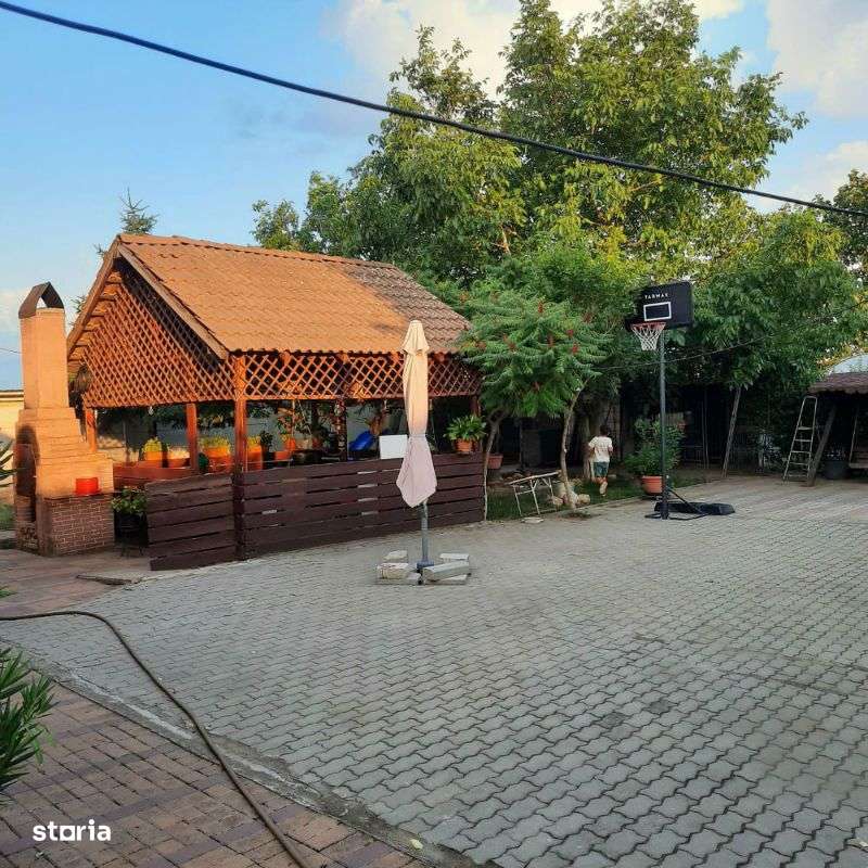 Vila - D+P+1E - 340 mp + Teren- 2.300 mp - Strada Aprodu Purice - Imagine principală: 4/20