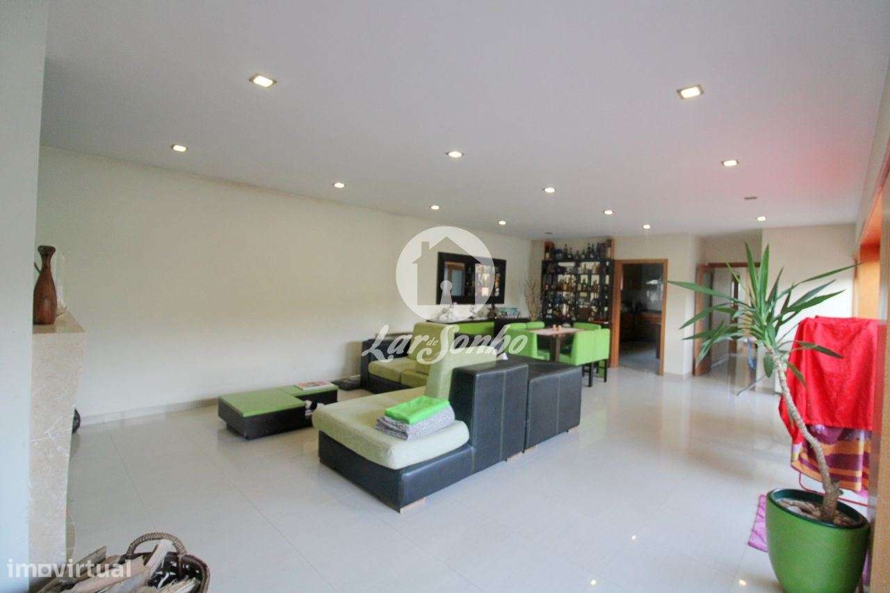 Moradia M3 individual + GF - Fradelos, V.N.Famalicão - Grande imagem: 4/25