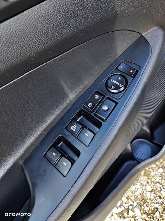 Hyundai Tucson 1.6 GDi Comfort 2WD - 27