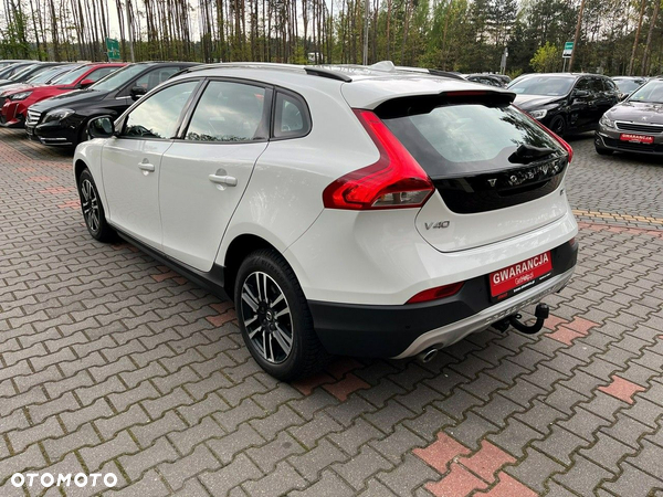 Volvo V40 Cross Country D2 Momentum - 6