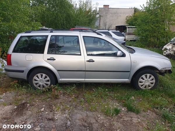 golf 4 kombi klapa maska zderzak - 1