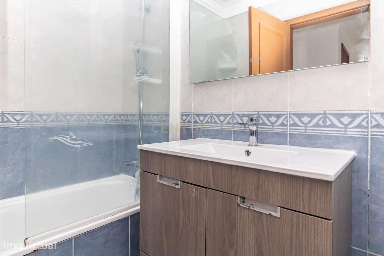Apartamento T3 Vale do Cobro-21