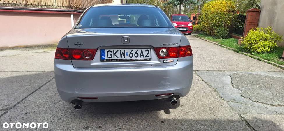 Honda Accord 2.4 Executive - 4