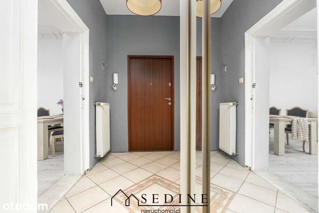 Duże mieszkanie w kamienicy przy Mazurskiej-5