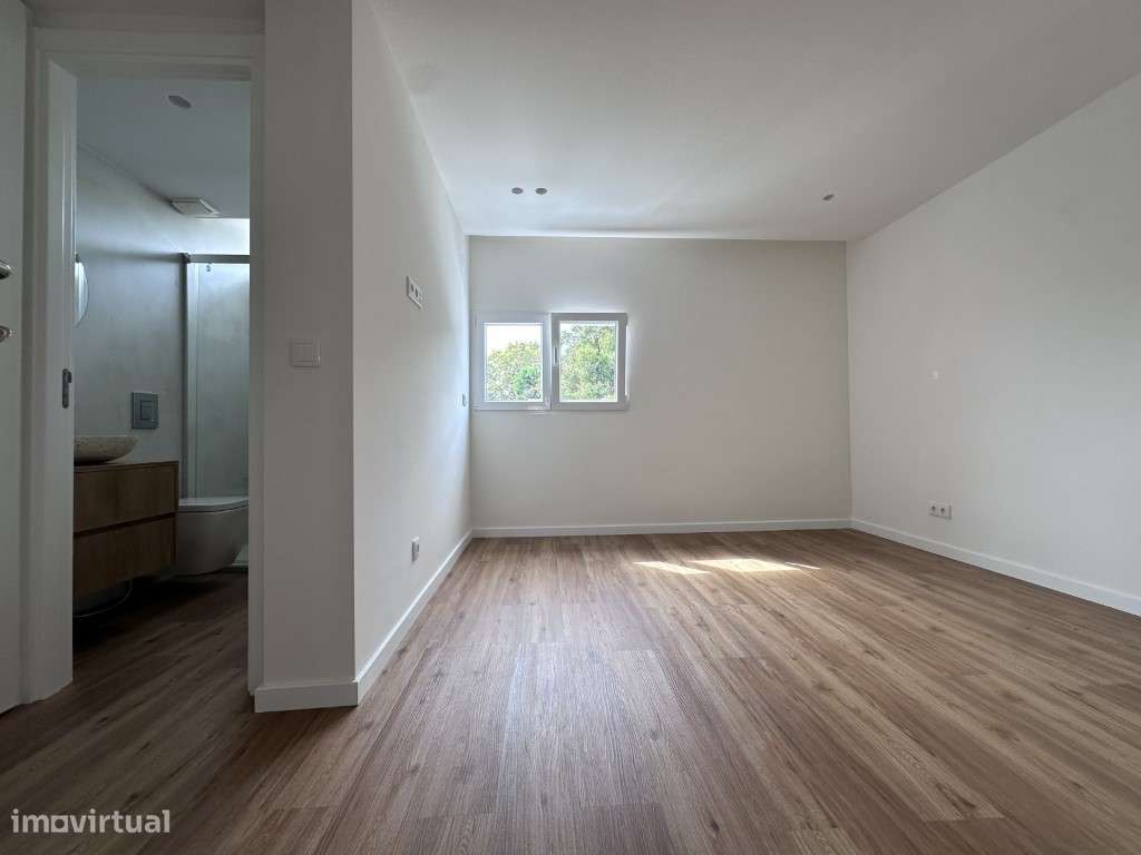 Moradia de Luxo V5 - Conforto, Modernidade e Elegância-10