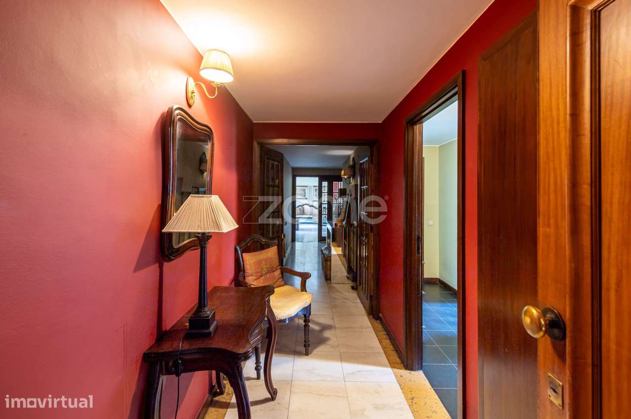 Apartamento T5 na Av. da Boavista - Grande imagem: 5/33