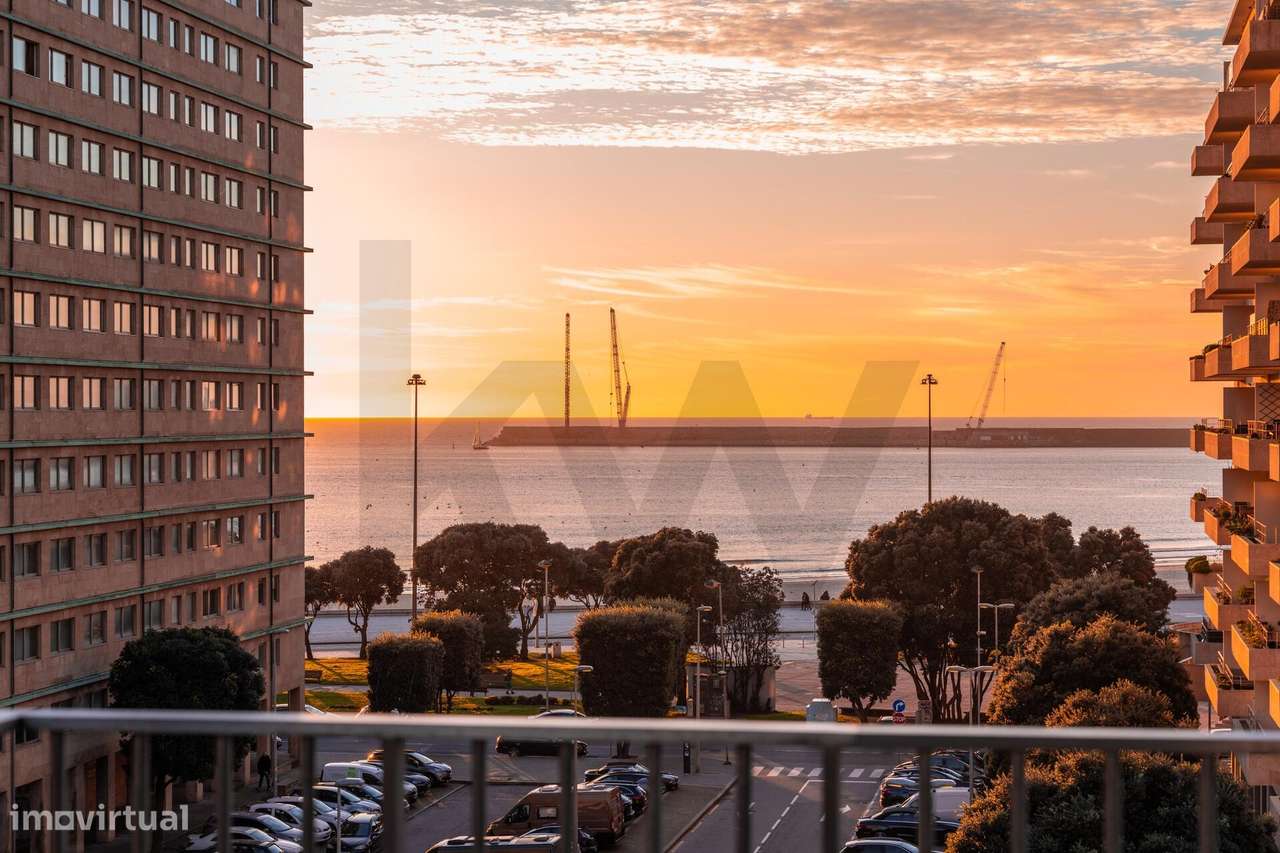 FANTÁSTICO APARTAMENTO T2 DE LUXO EM MATOSINHOS SUL - Grande imagem: 2/60