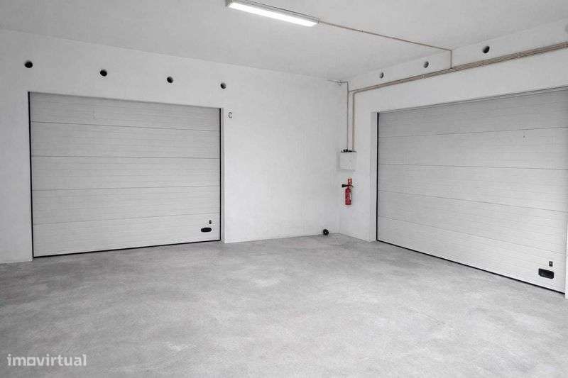 Arrendam-se Armazéns - Grande imagem: 4/6