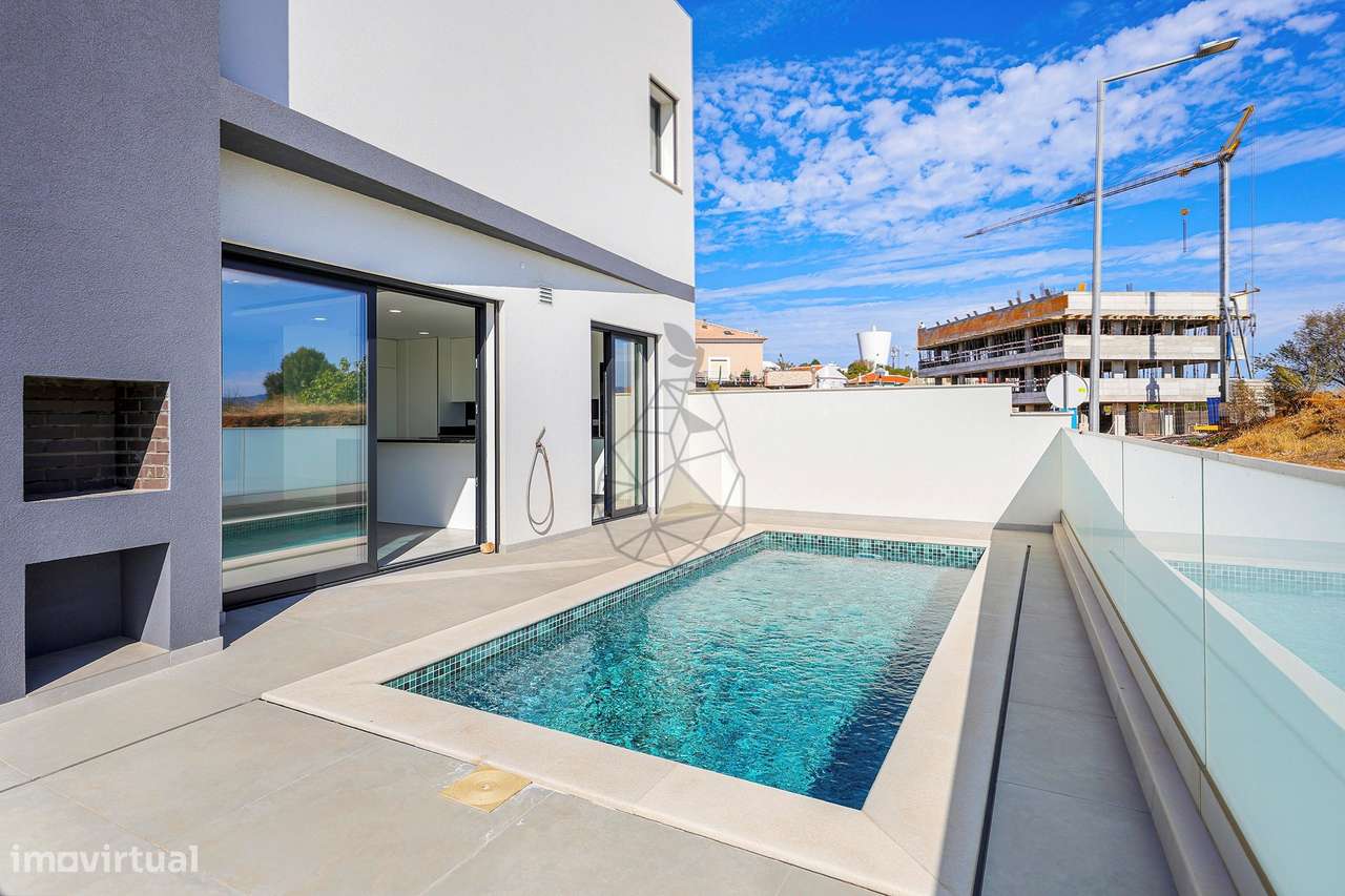 Maravilhosa moradia nova T3+1 nova com piscina - 185 m2 em Mexilhoeira - Grande imagem: 3/60