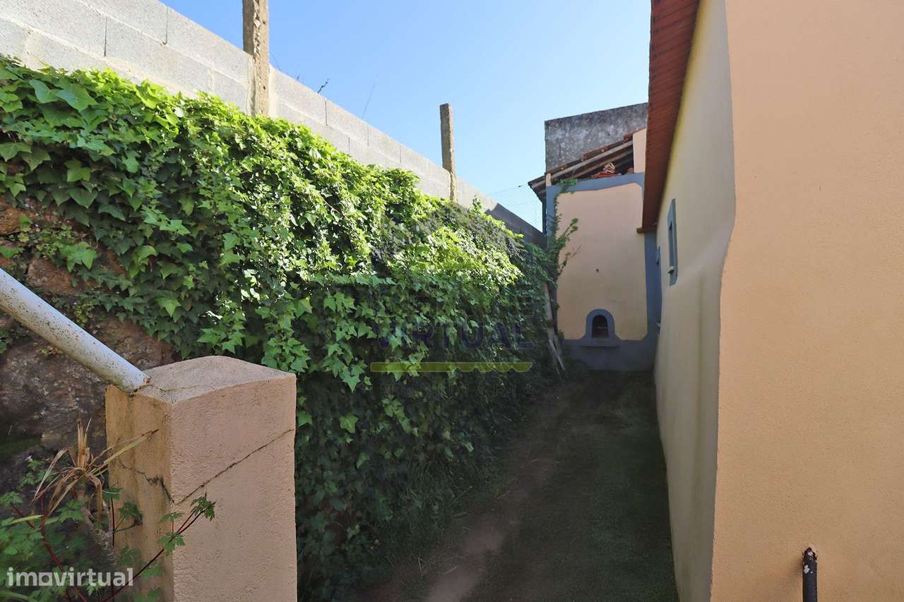 Moradia V1 c/ Sótão Amplo e Terraço Peral - Cadaval-18