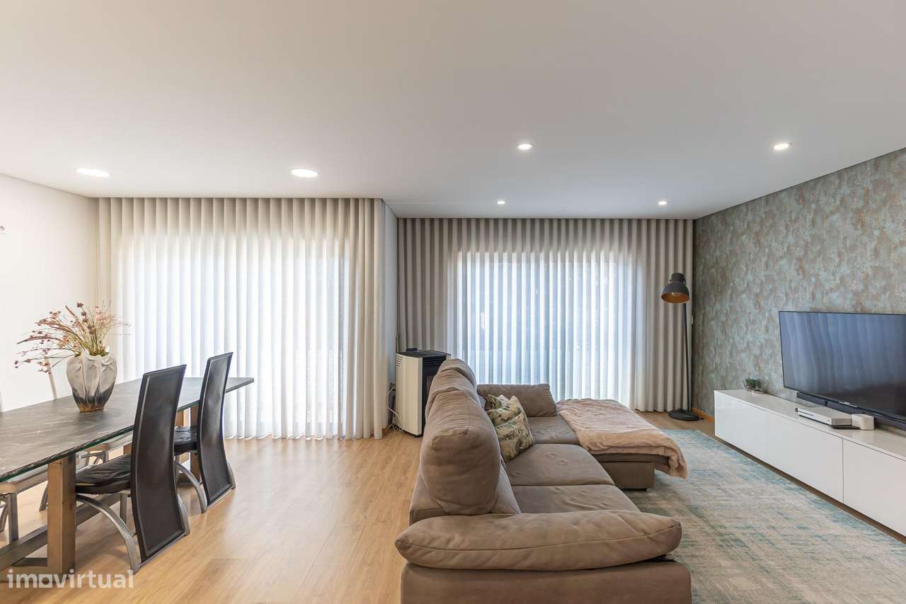 Moradia T3 em Lousada | Terraço e Garagem-26