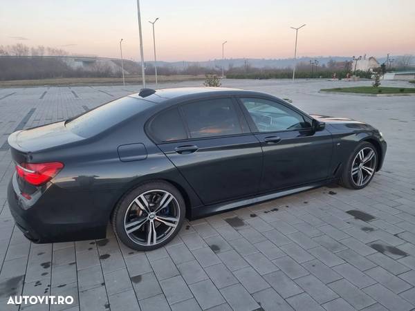 BMW Seria 7 730d xDrive - 18