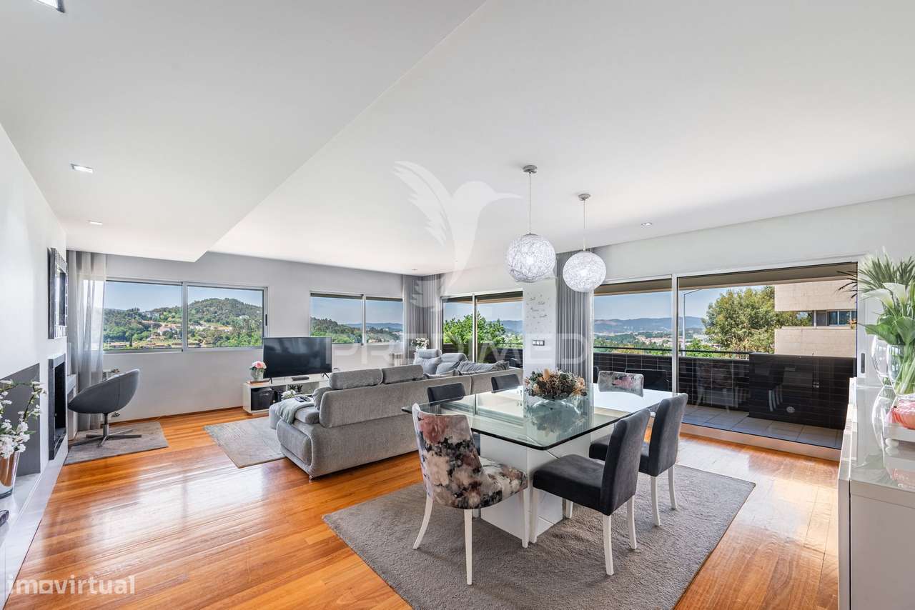 Exclusivo T3 de Prestígio em Urgezes – Luz, Sofisticação e Espaço S...-0