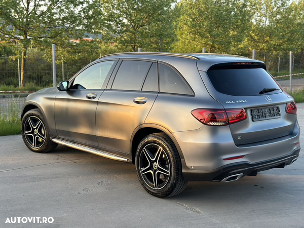 Mercedes-Benz GLC 300 d 4Matic 9G-TRONIC AMG Line Plus - 18