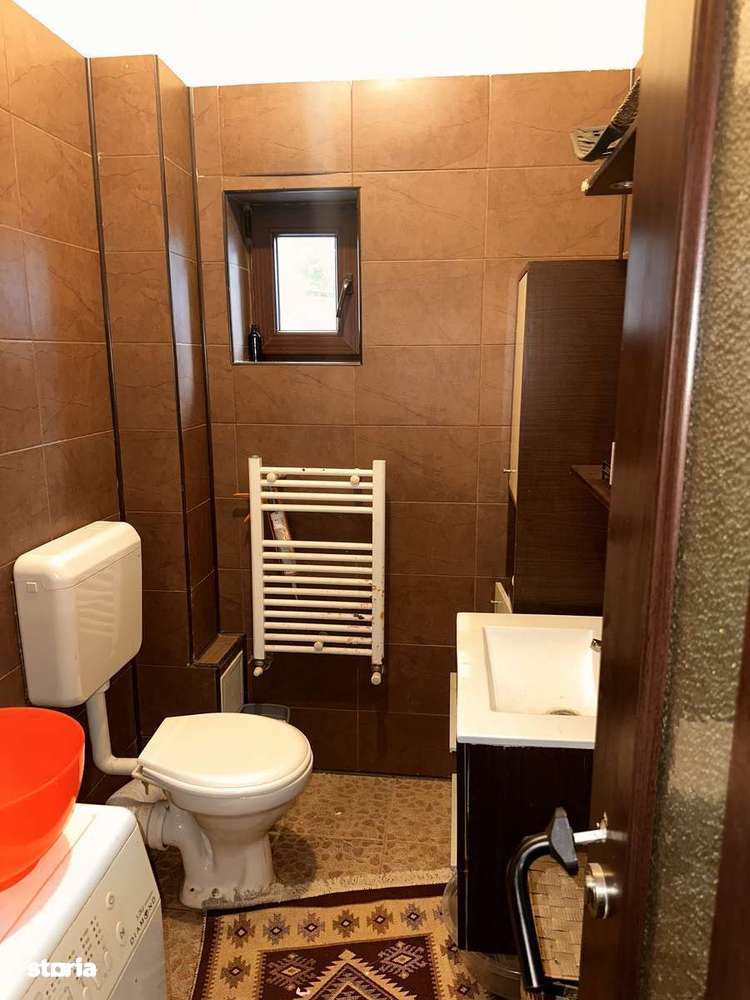 Casă lângă pădurea cernica - Imagine principală: 5/16