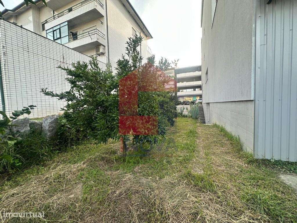 Apartamento T3 com Terreno, Vila Verde - Grande imagem: 5/9