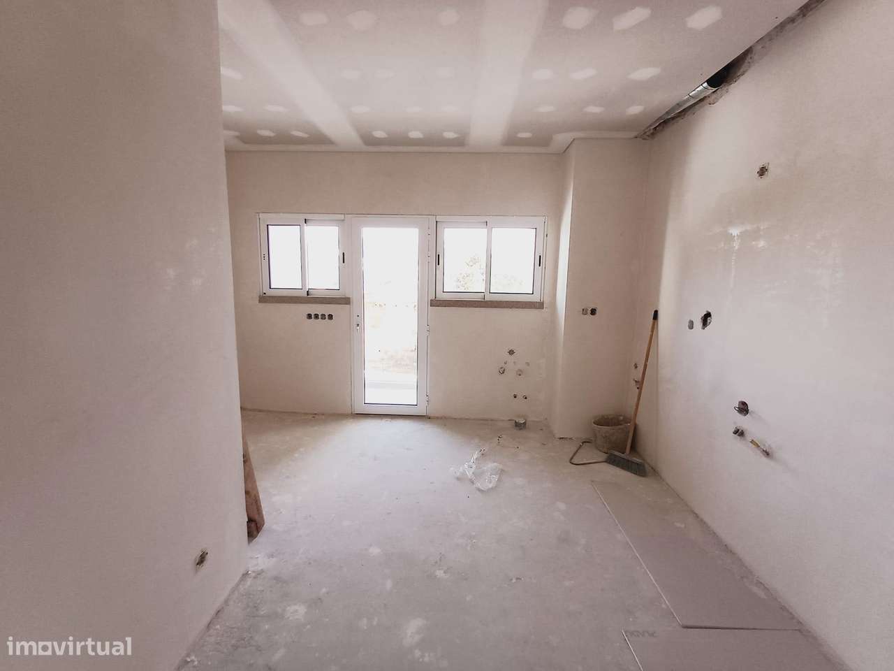 Apartamento T2 Novo de Luxo com garagem em Almancil-22