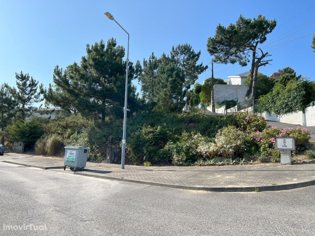 Terreno urbano em Mafra com projeto aprovado.