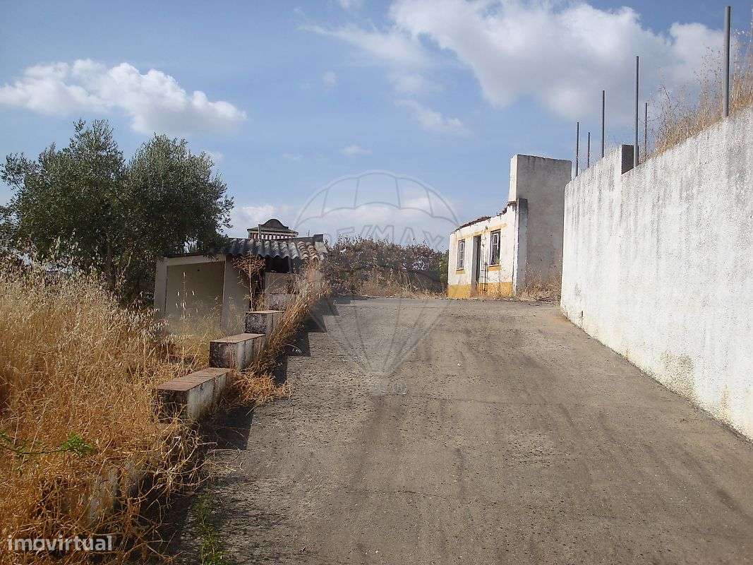 Moradia T0 para venda - Grande imagem: 2/15