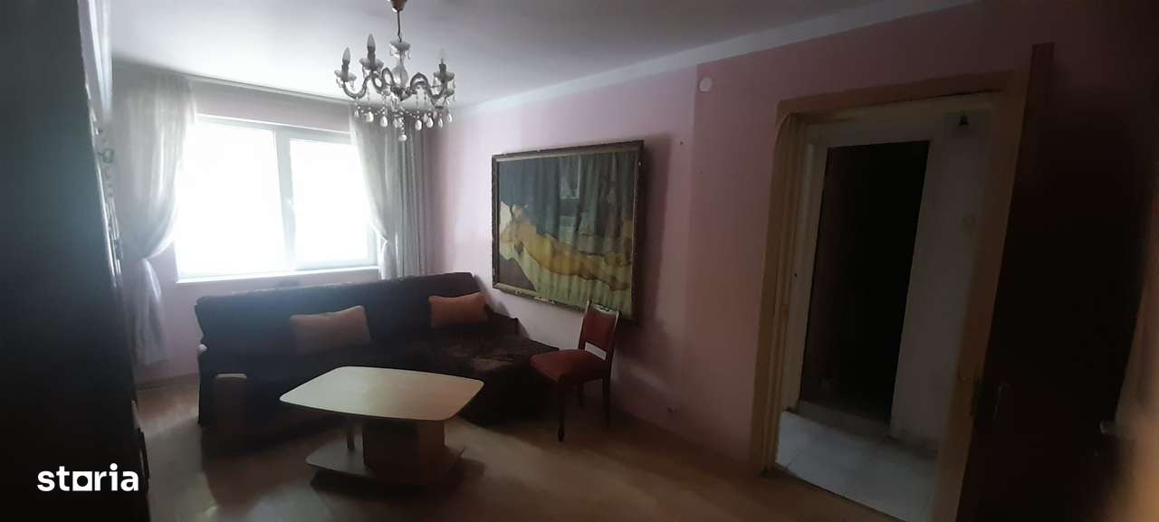 Piata Rahova,strada Buzoieni,4 camere-5
