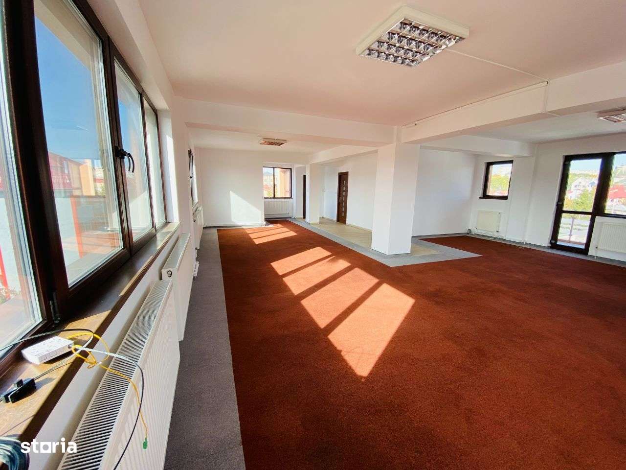 Cladire de birouri centrala de inchiriat Iasi - Imagine principală: 2/11