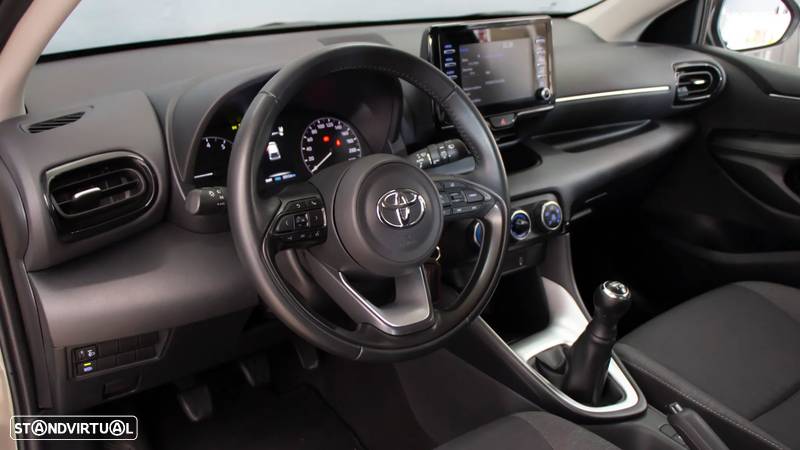 Toyota Yaris 1.0 VVT-i Comfort Plus - 17